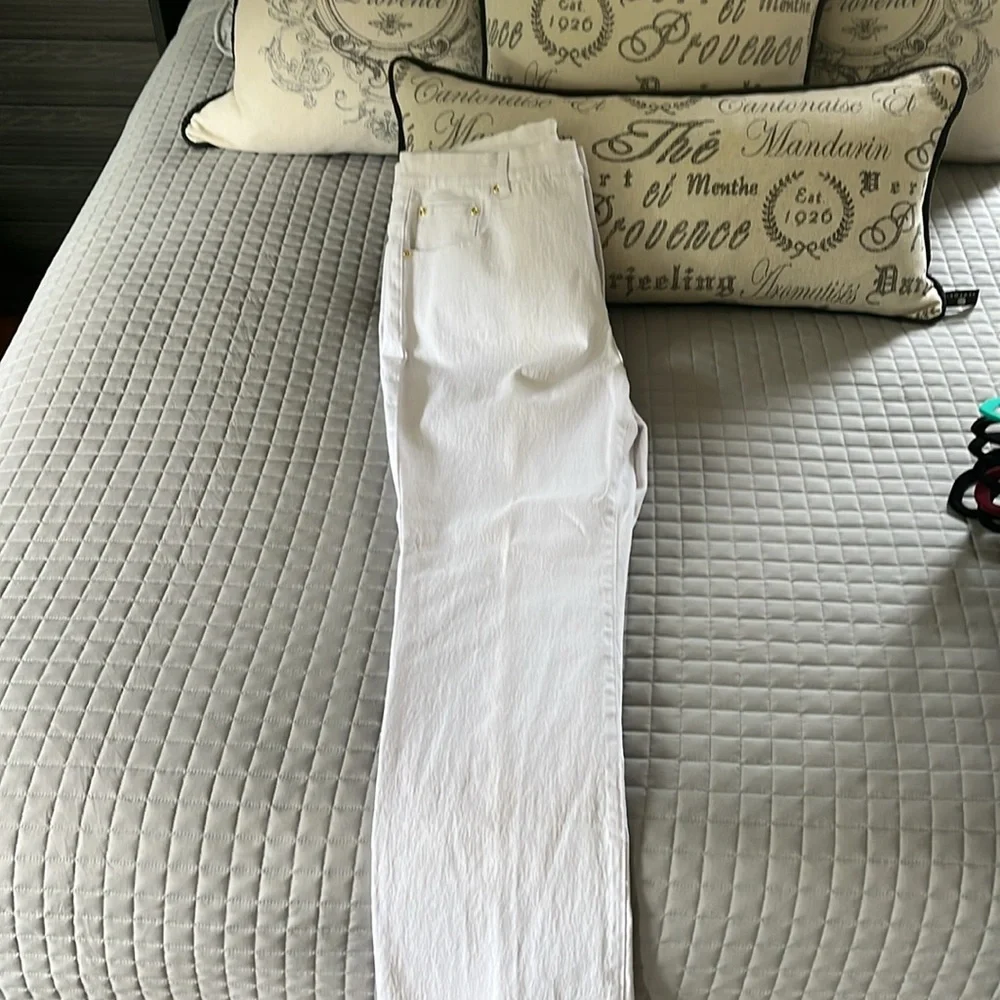 Diane Gilman White Pants - Picture 7 of 8